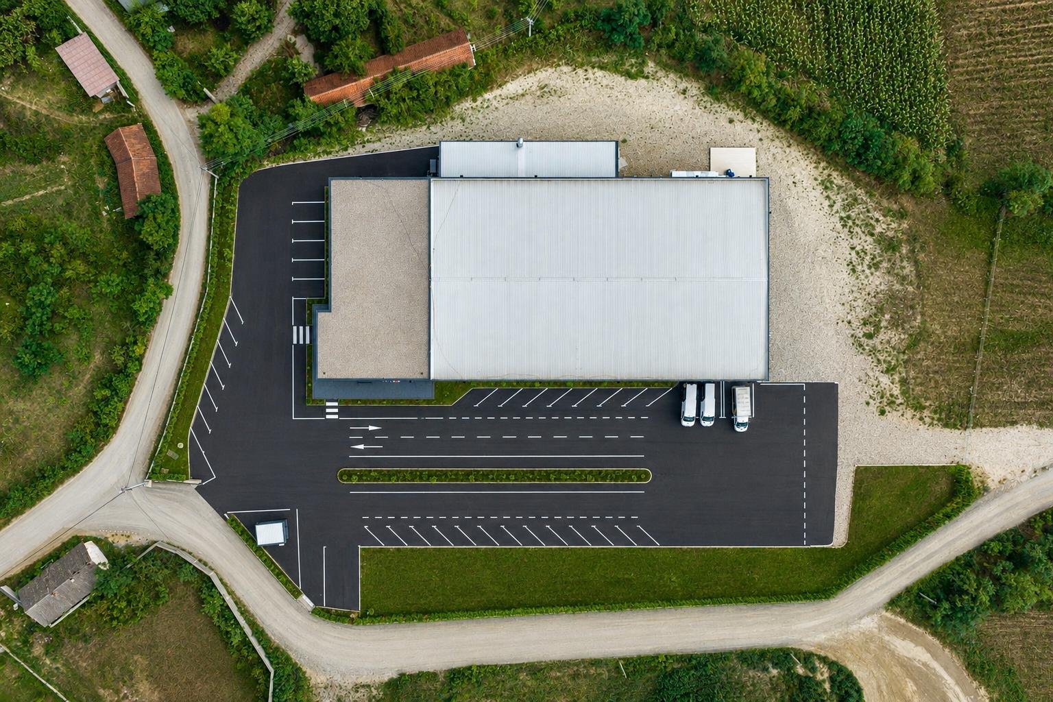 Pamje ajrore e objektit prodhues të Vranina Home
